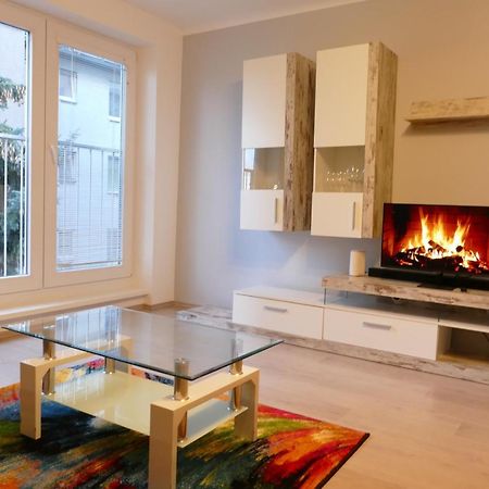 Modern And Light 2-Room Apartment Wenen Buitenkant foto